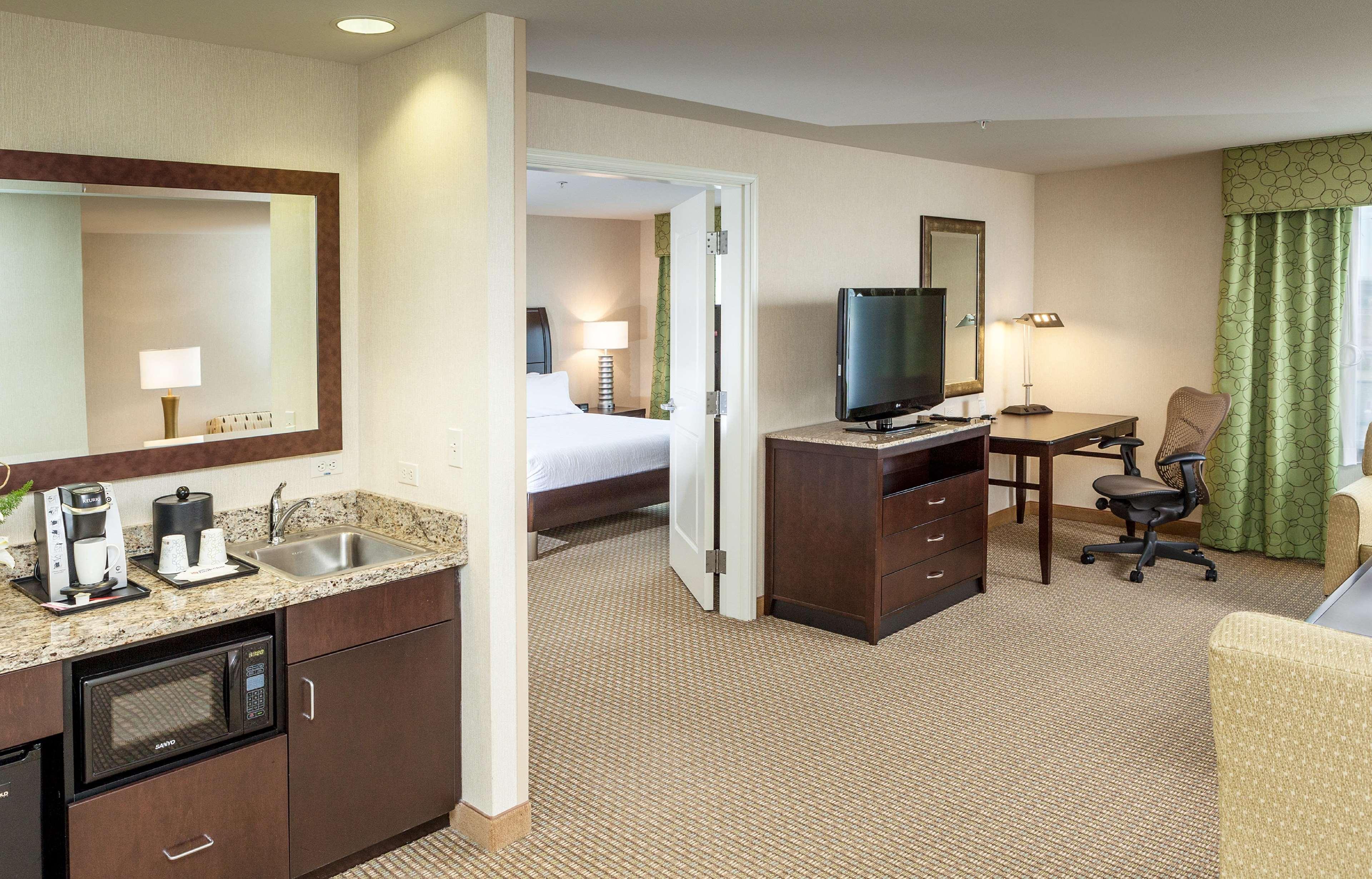 Hilton Garden Inn Seattle/Ботелл Экстерьер фото