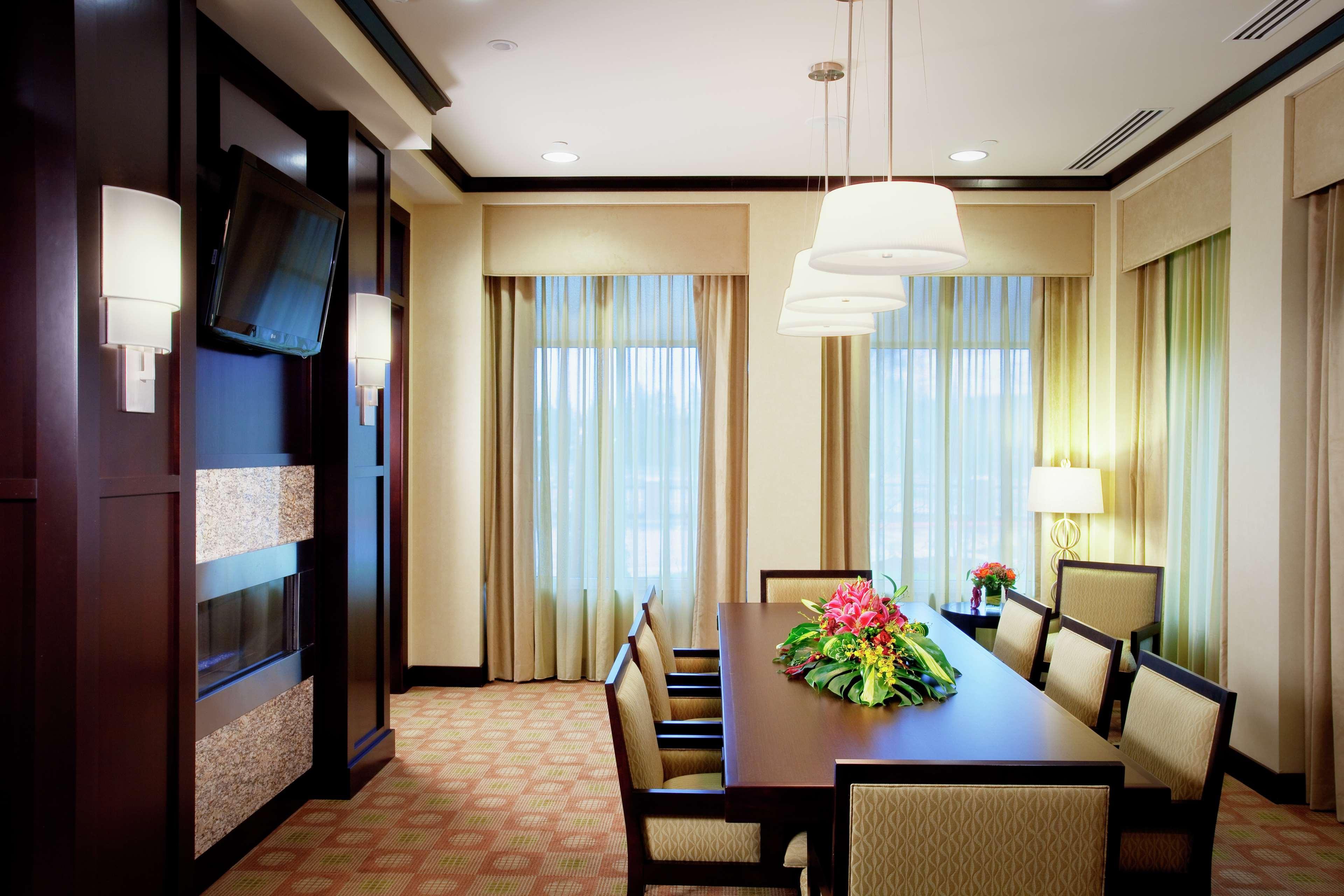 Hilton Garden Inn Seattle/Ботелл Номер фото